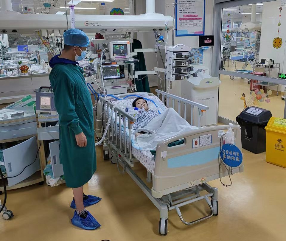 曹县跨省救护车出租公司